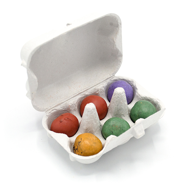 Egg box with 6 seed bombs